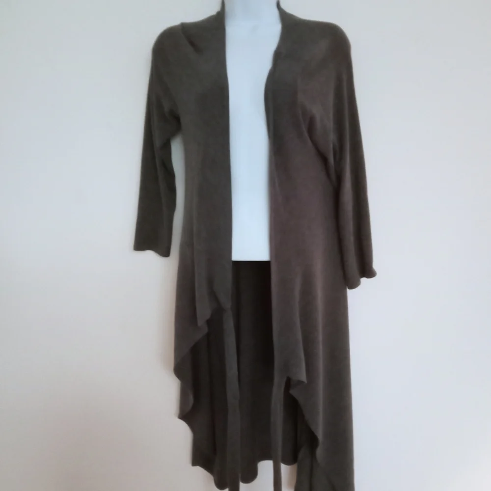 NWT🎁 FREE GIFT IS INCLUDED 🎁 Wrap Dress V- Neck, High Split, Midi - Picture 10 of 13